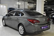 Opel Astra 1.4 T Sport
