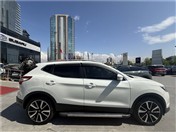 Nissan Qashqai 1.6 dCi Black Edition Stop-Start Xtronic