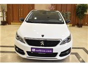Peugeot 308 1.2 PureTech Style Tech EAT8