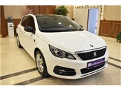 Peugeot 308 1.2 PureTech Style Tech EAT8