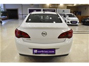 Opel Astra Sedan 1.6 CDTI Start-Stop Edition